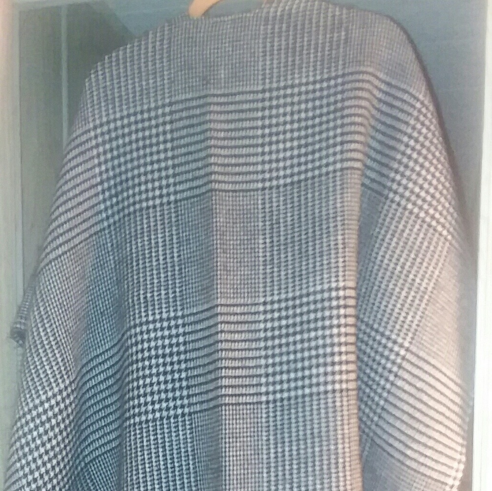 🖤Poncho🎆🎆🎆 - Picture 4 of 6